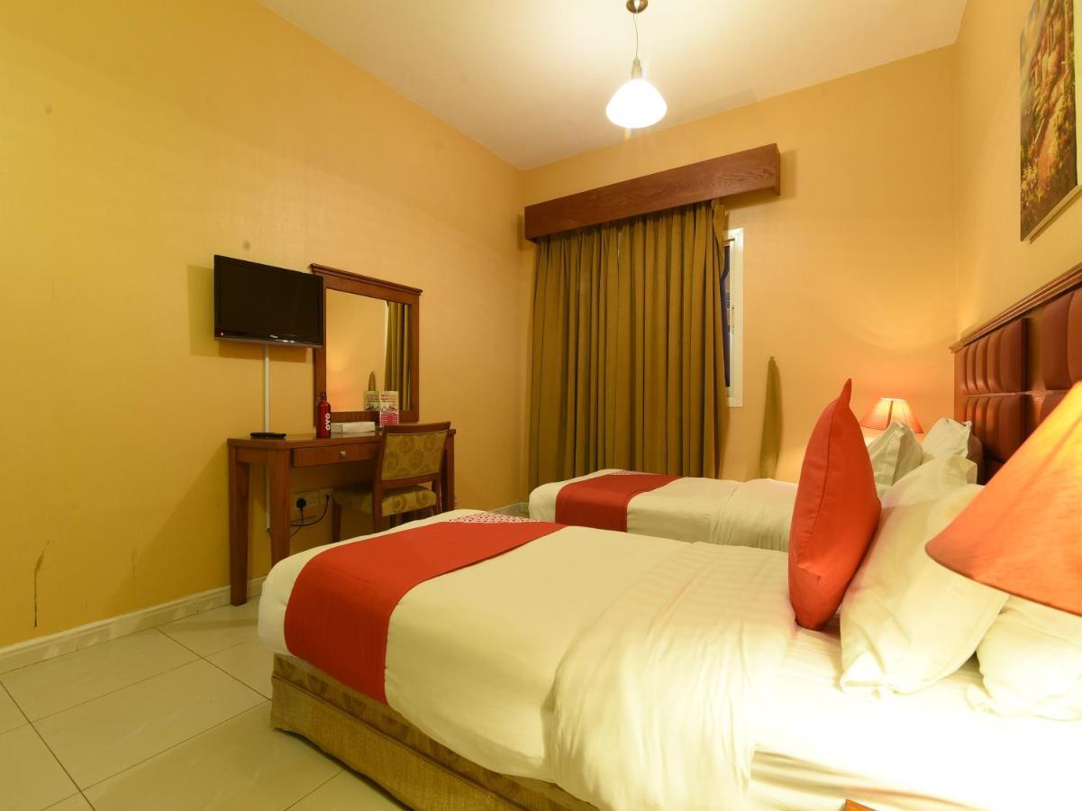 Oyo 274 California Suites Φουτζάυρα Εξωτερικό φωτογραφία