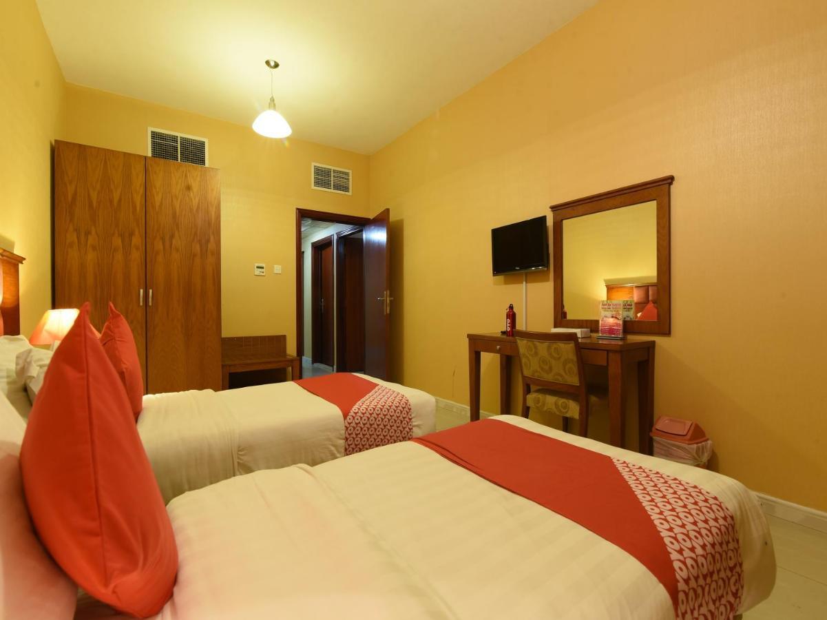 Oyo 274 California Suites Φουτζάυρα Εξωτερικό φωτογραφία