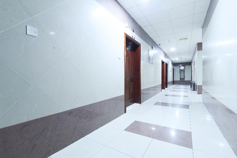 Oyo 274 California Suites Φουτζάυρα Εξωτερικό φωτογραφία