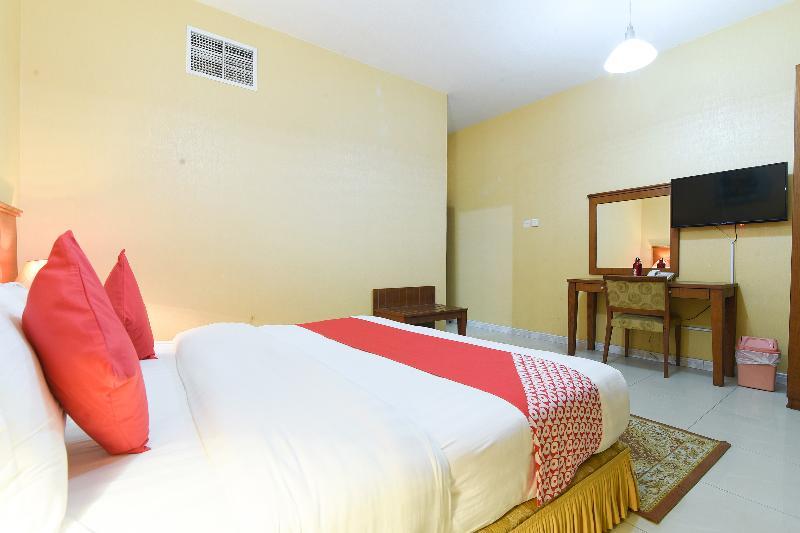Oyo 274 California Suites Φουτζάυρα Εξωτερικό φωτογραφία