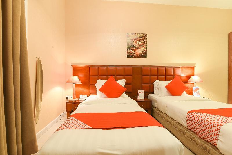 Oyo 274 California Suites Φουτζάυρα Εξωτερικό φωτογραφία